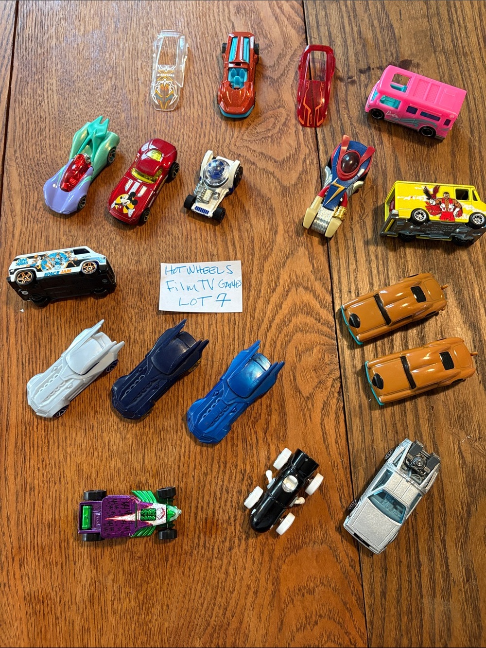 Hot Wheels Mixed Film/TV/Game/Toy themed (Lot 7 - 16 vehicles)